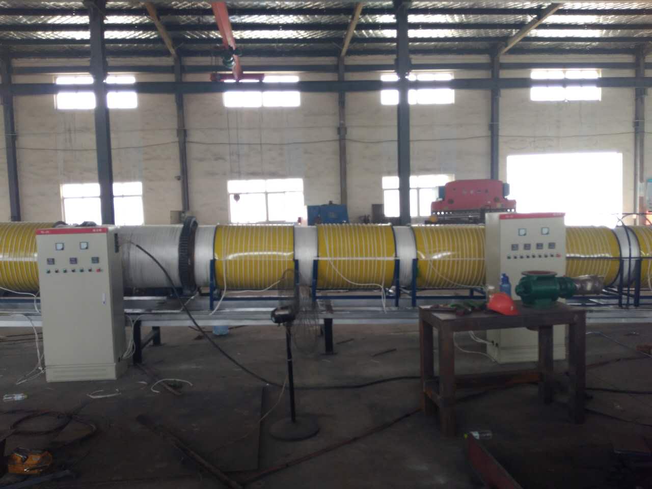 1200型木粉顆粒滾筒烘干機電磁加熱器安裝實例